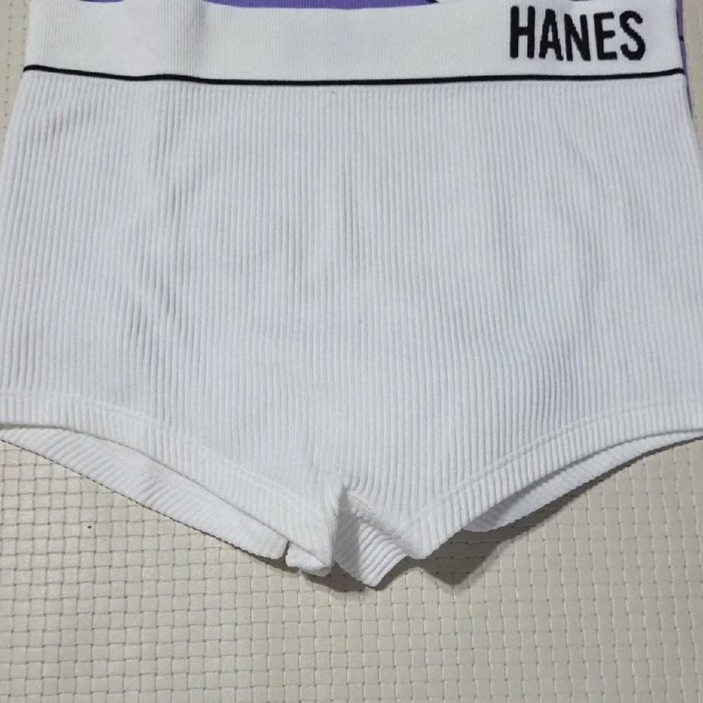 3‎ NWT Hanes Women's Ribbed Boxer Briefs in Pink, White, and Purple Small - Picture 3 of 7